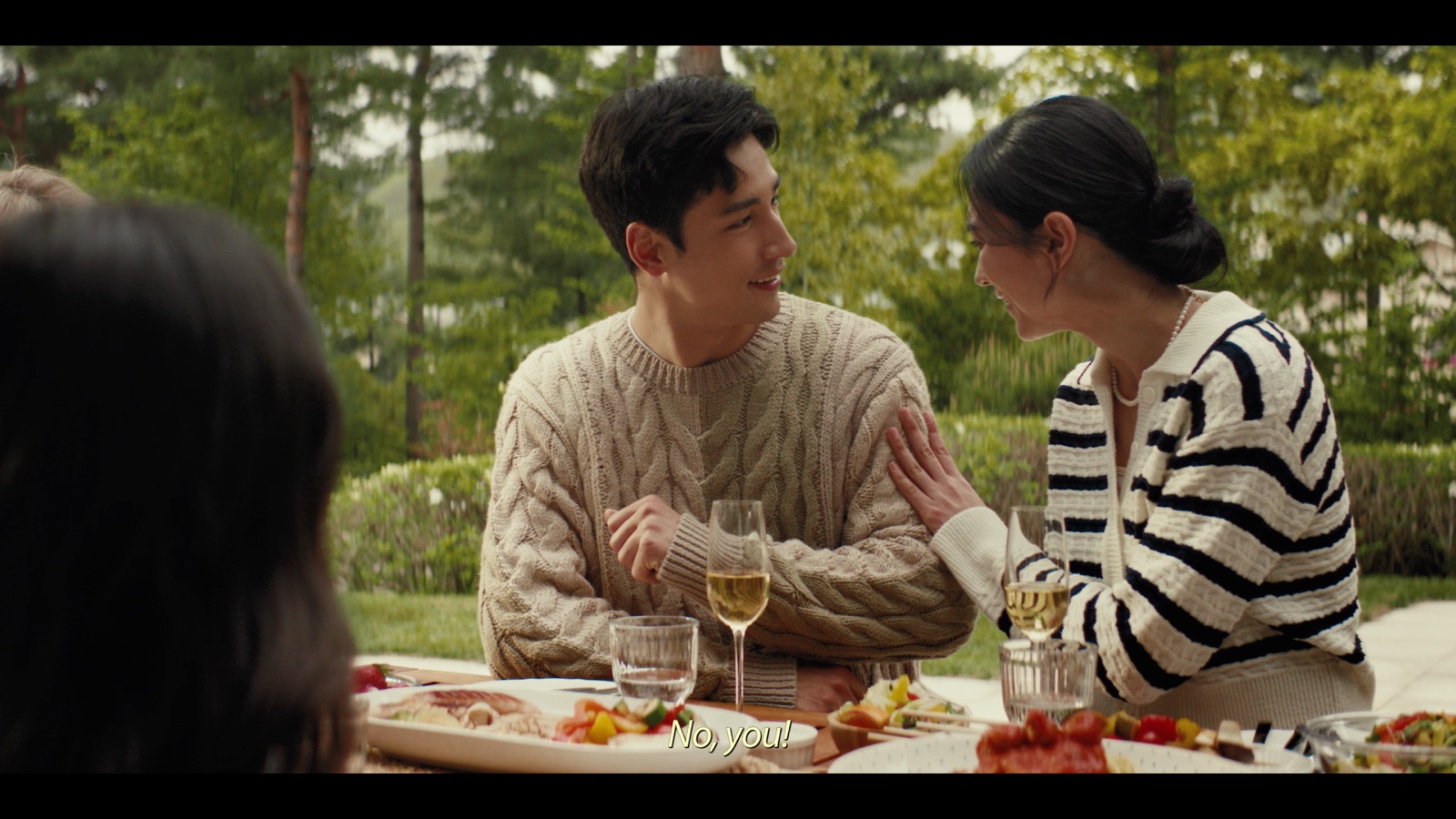 LG Styler still 4
